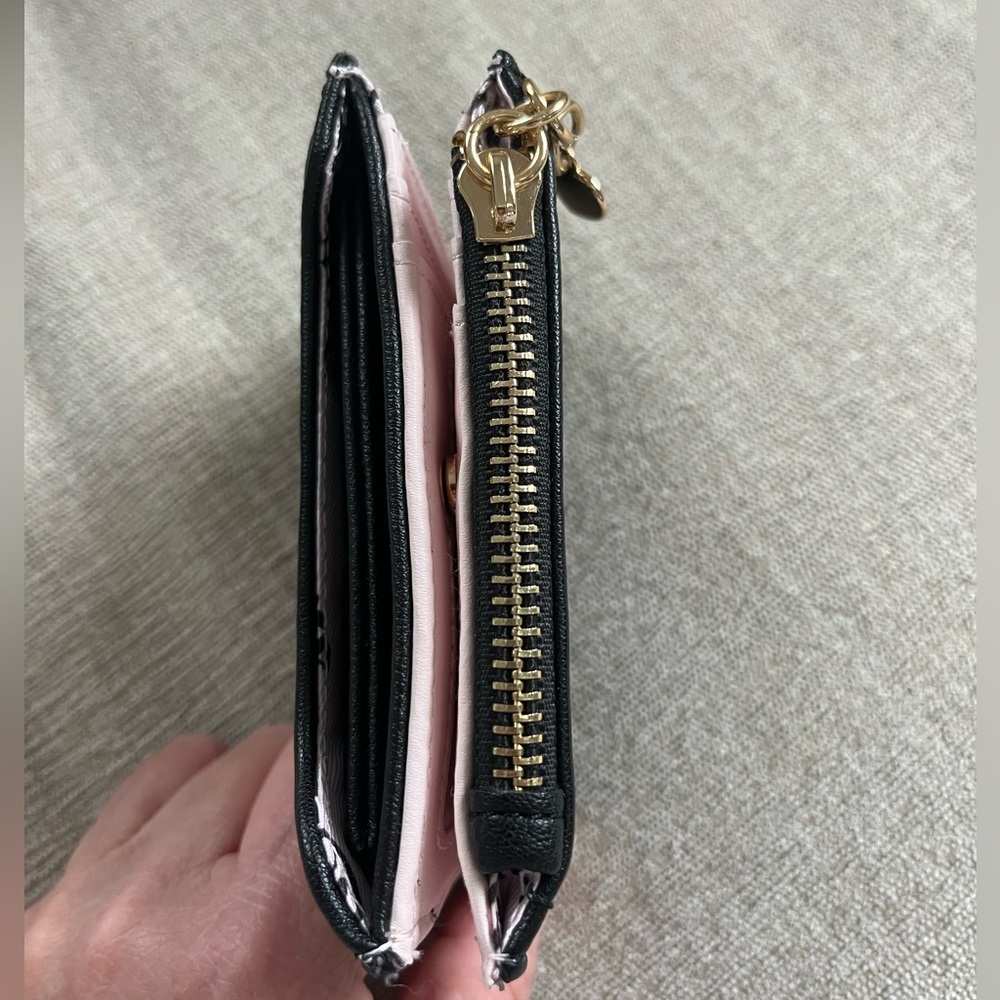 NWOT Juicy Couture Black Small Wallet with Heart Charm. - Picture 7 of 12